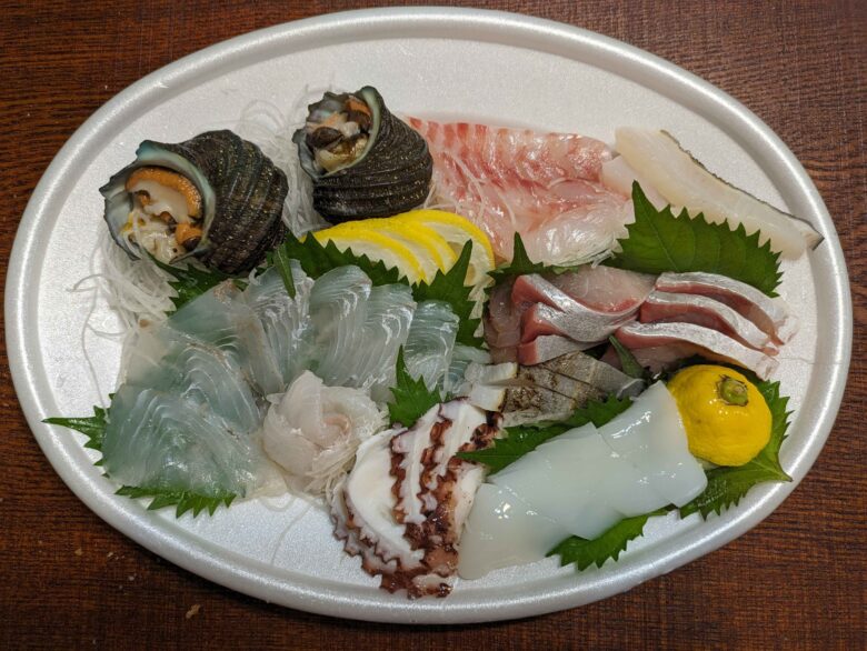 小豆島 魚伝のお刺身盛り合わせ