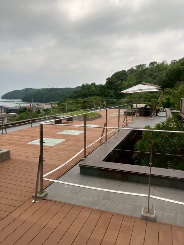 サン浦島 悠季の里 テラス 鳥羽湾を眺めながらのんびり過ごす