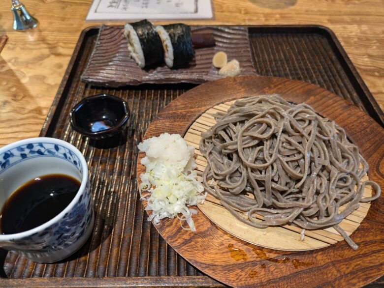 そばやし　西宮北口　蕎麦　田舎そば　太巻き