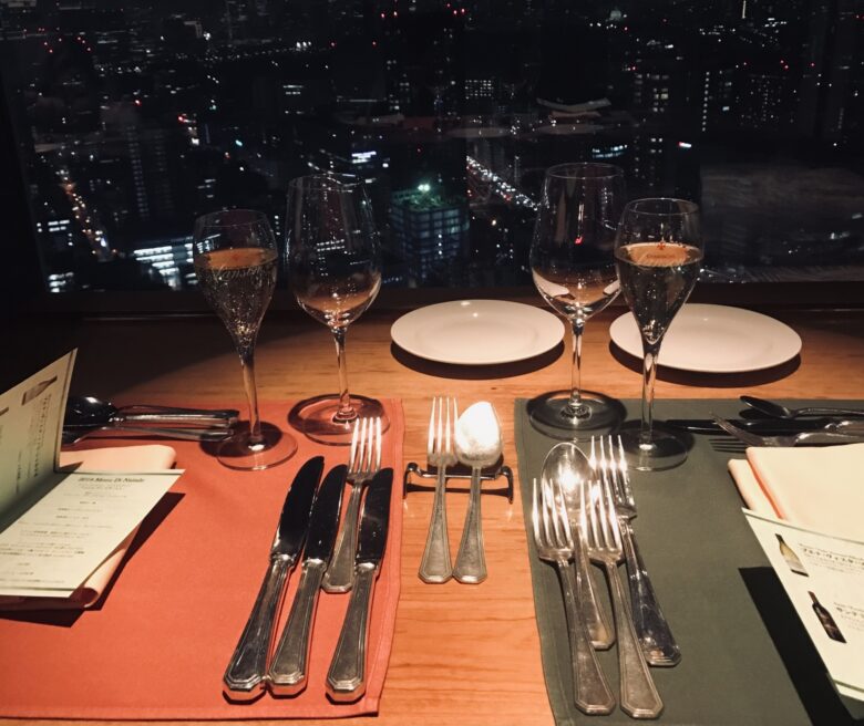 出典：写真AC　夜景　デート　レストラン